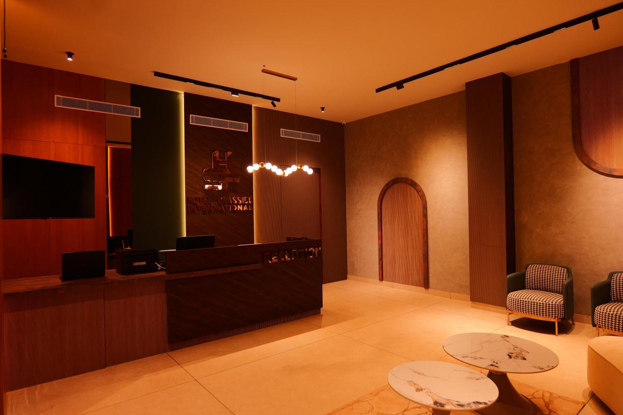 Hotel Classico International Kannangad 외부 사진