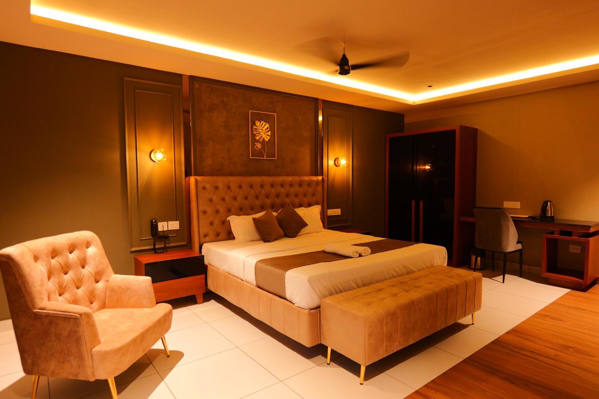 Hotel Classico International Kannangad 외부 사진