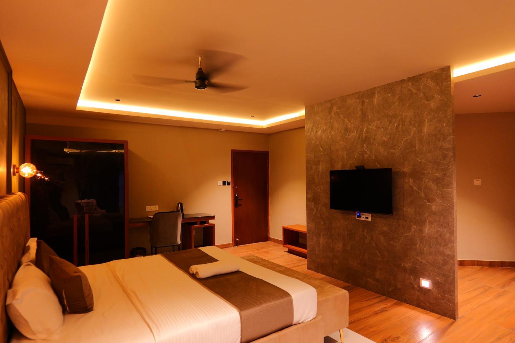 Hotel Classico International Kannangad 외부 사진